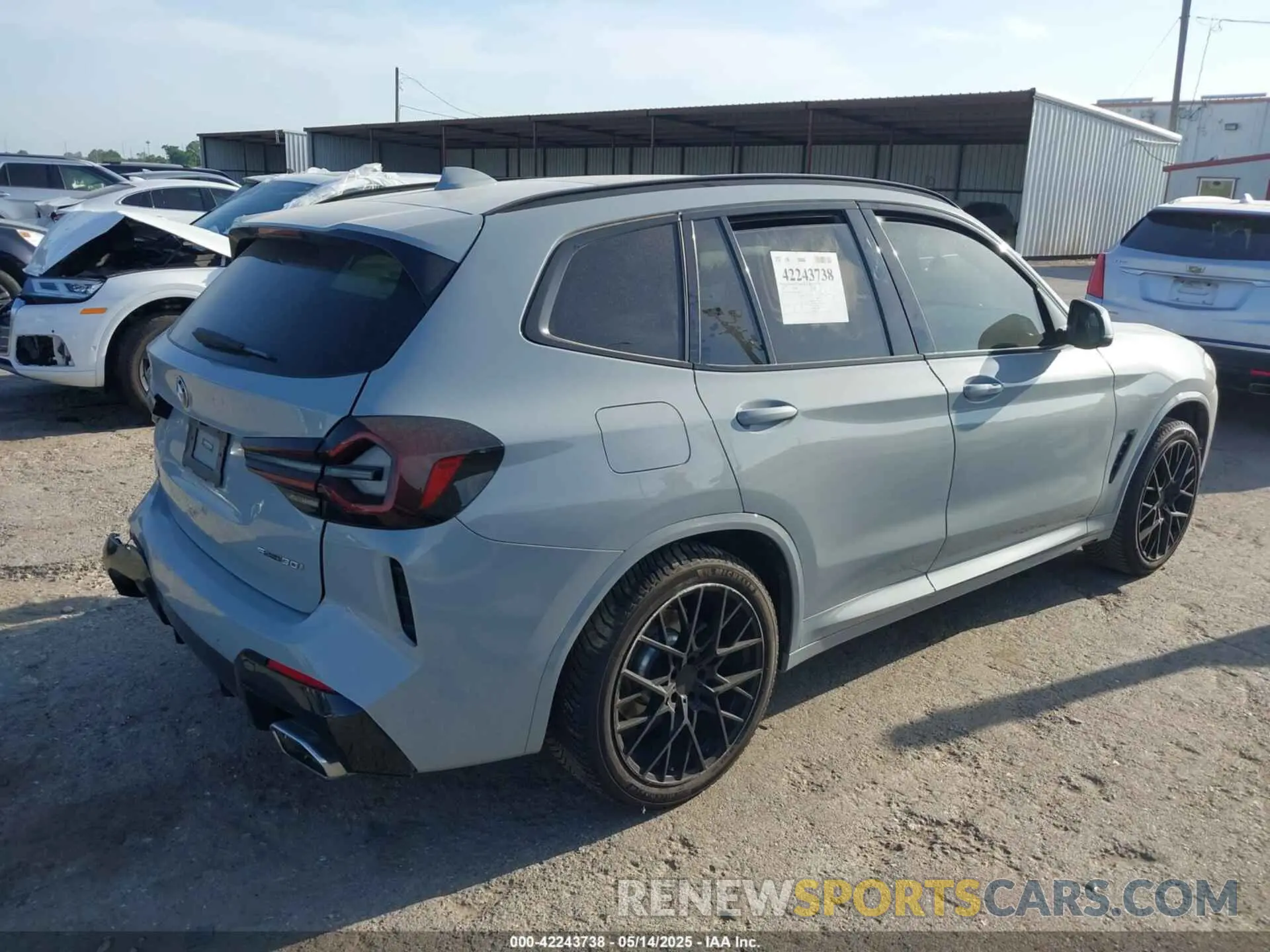 4 Photograph of a damaged car WBX47DP00NN176893 BMW X3 2022