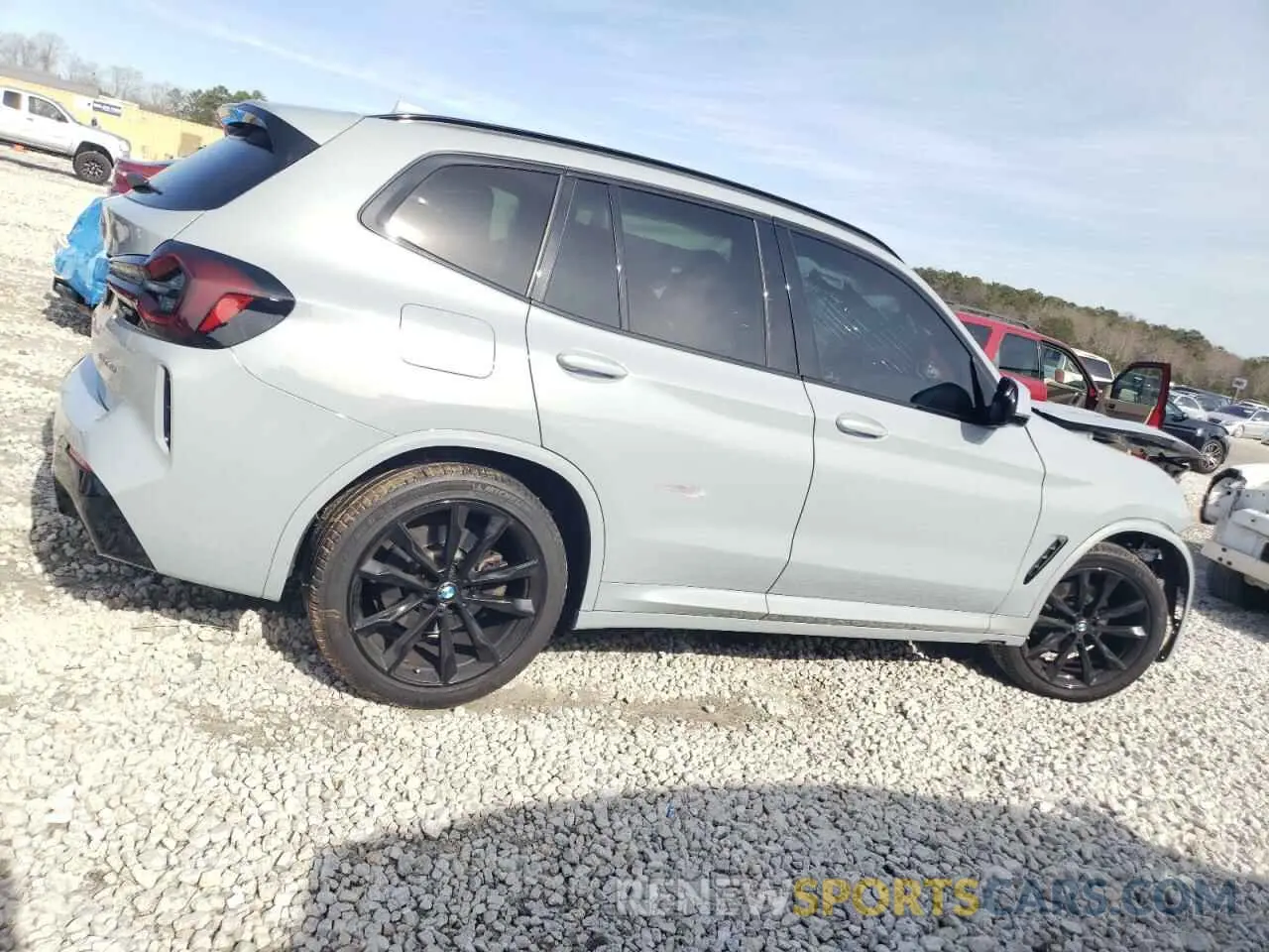3 Photograph of a damaged car WBX47DP00NN177414 BMW X3 2022