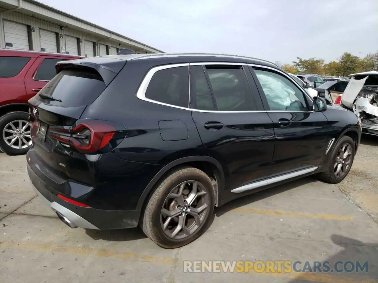 3 Photograph of a damaged car WBX47DP02NN155513 BMW X3 2022