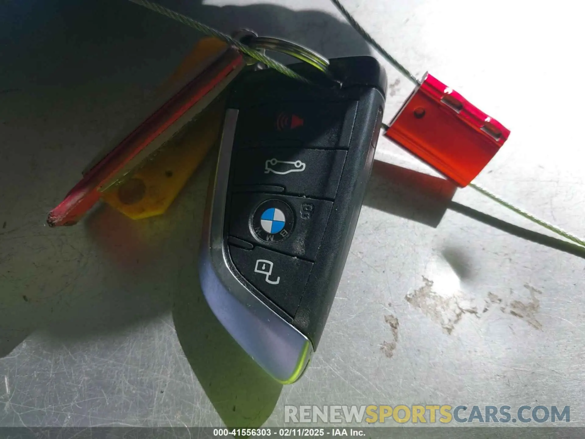 11 Photograph of a damaged car WBX47DP04NN177562 BMW X3 2022