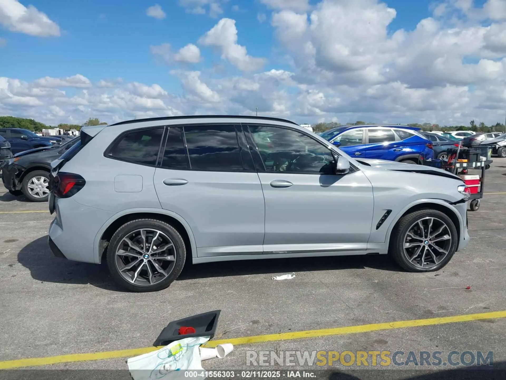 14 Photograph of a damaged car WBX47DP04NN177562 BMW X3 2022