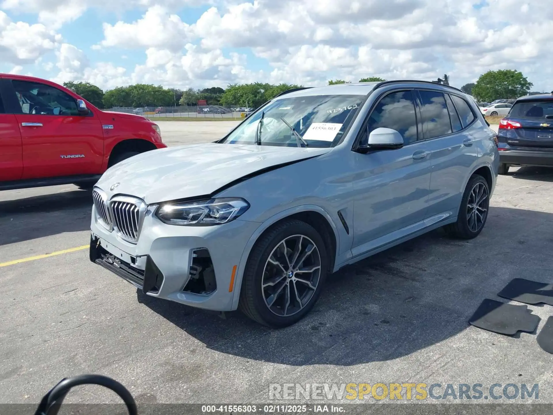 2 Photograph of a damaged car WBX47DP04NN177562 BMW X3 2022