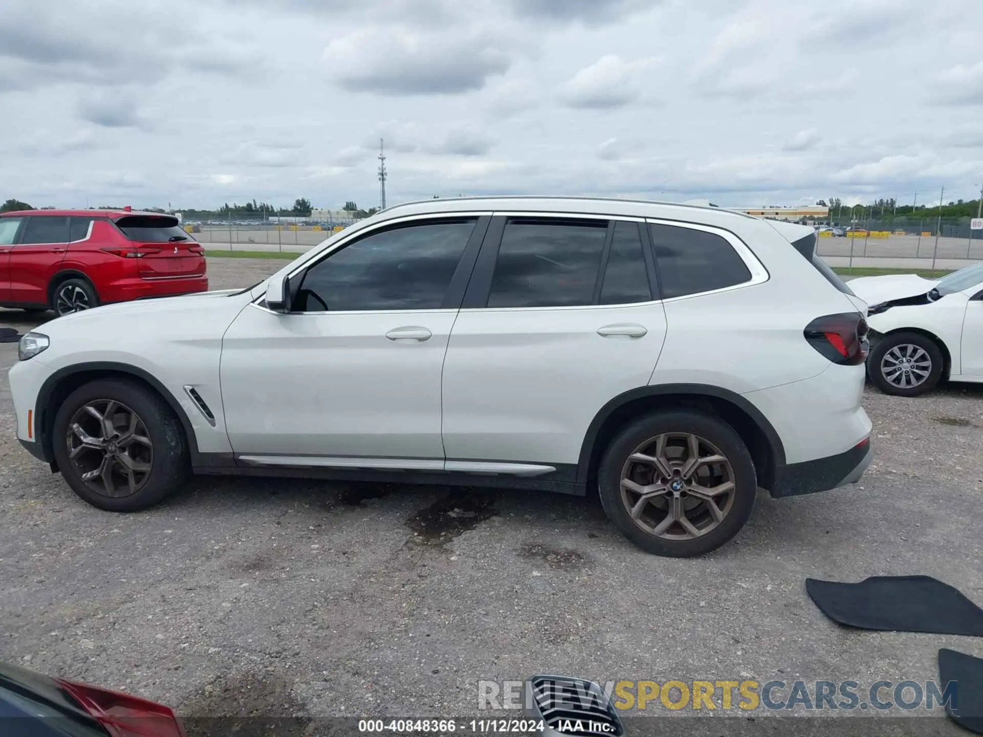 15 Photograph of a damaged car WBX47DP05NN182088 BMW X3 2022