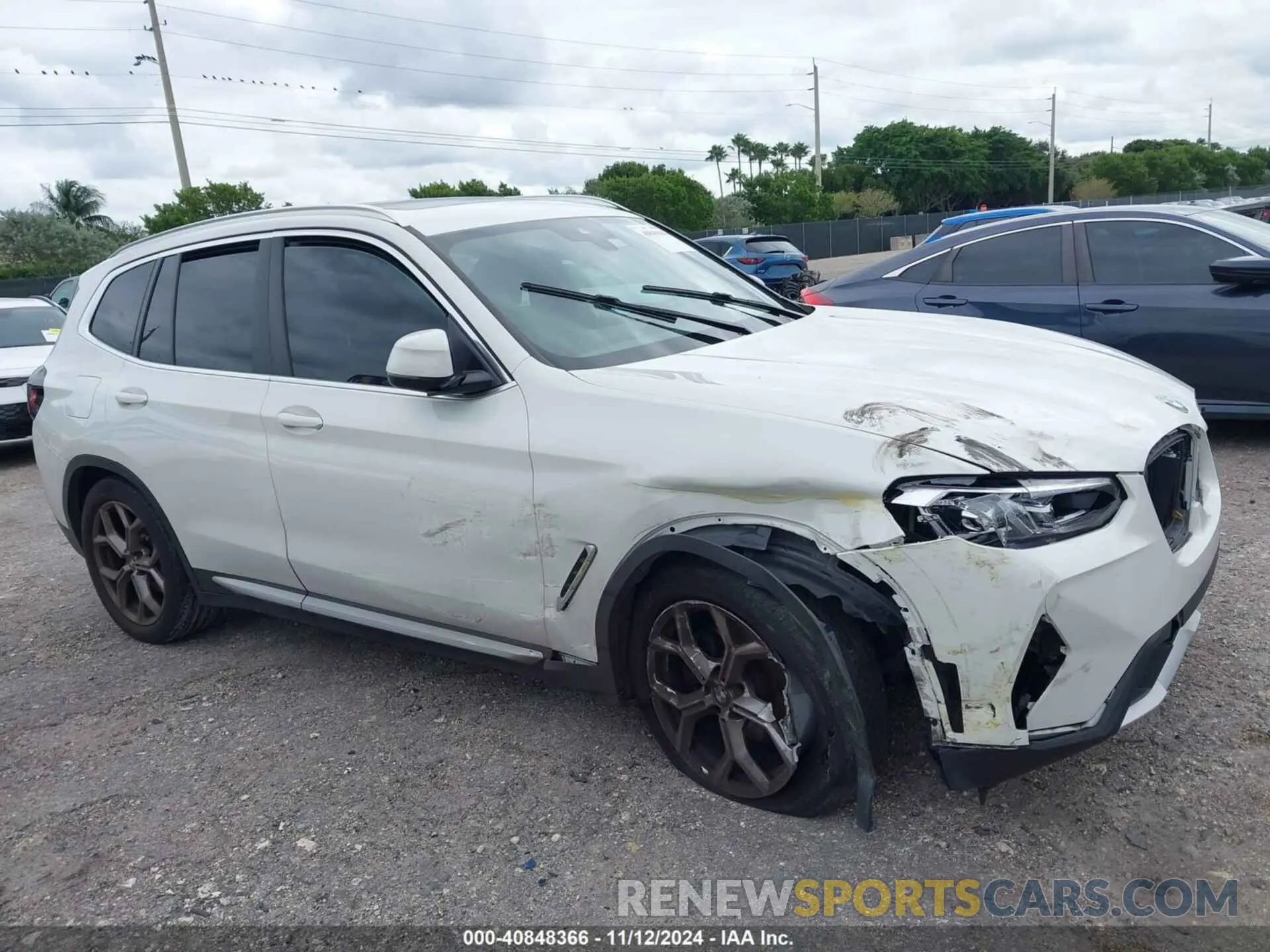 6 Photograph of a damaged car WBX47DP05NN182088 BMW X3 2022