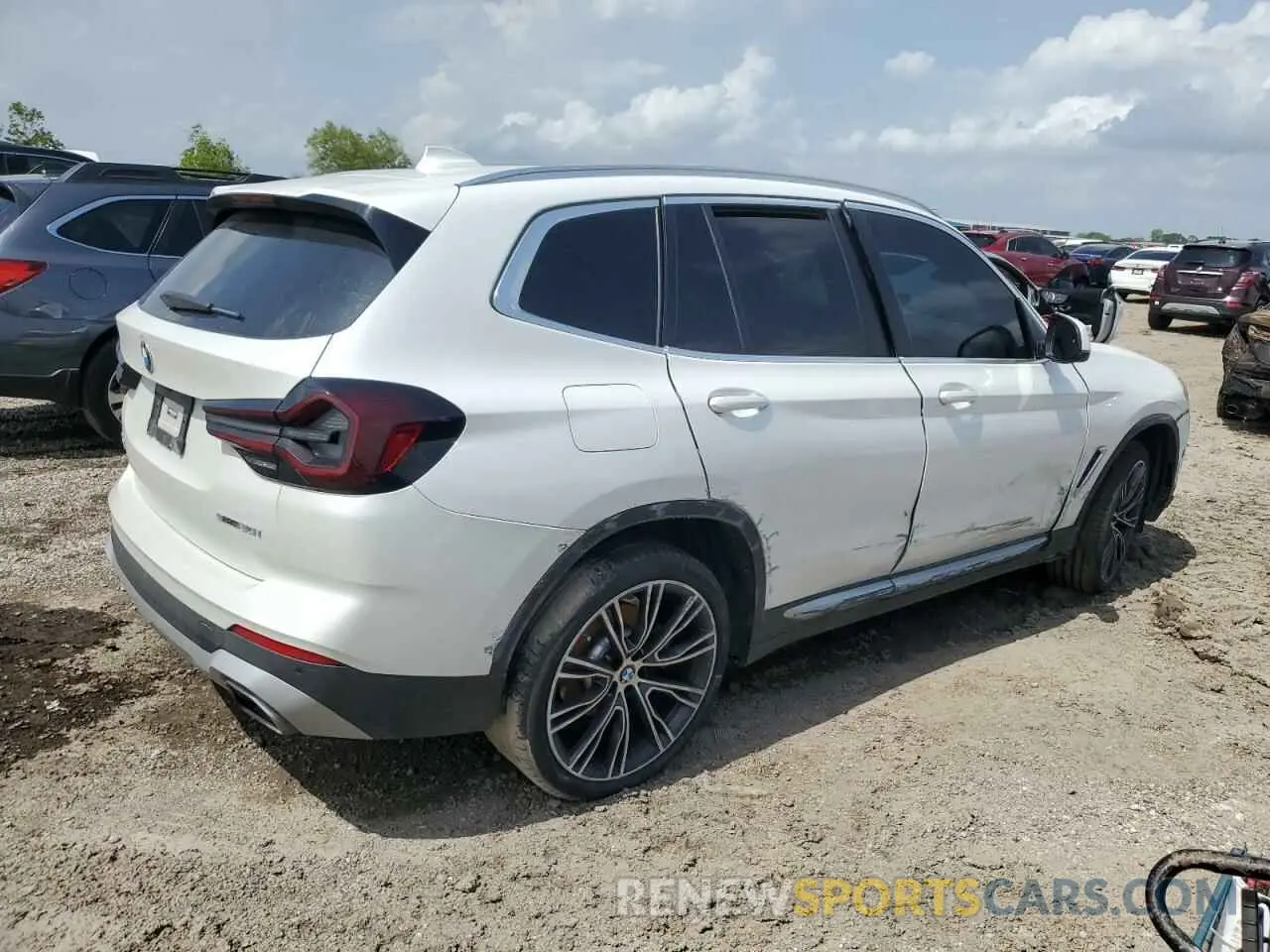 3 Photograph of a damaged car WBX47DP06NN176543 BMW X3 2022