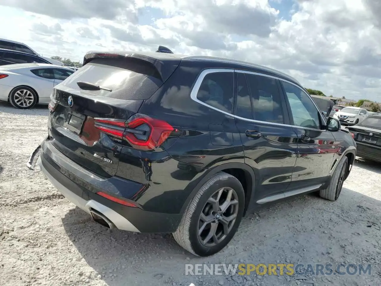 3 Photograph of a damaged car WBX47DP09NN163415 BMW X3 2022