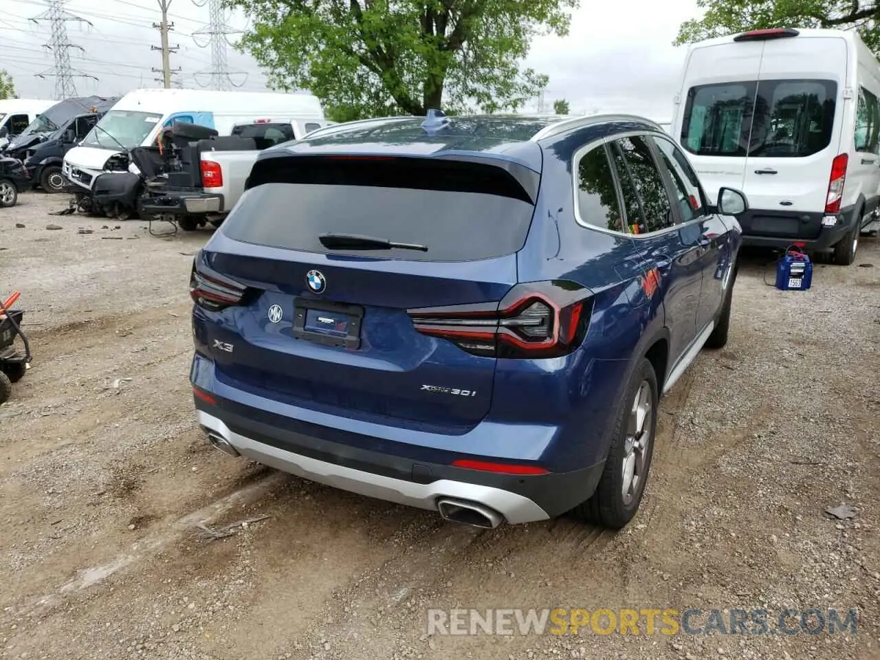 4 Photograph of a damaged car WBX57DP00NN145230 BMW X3 2022