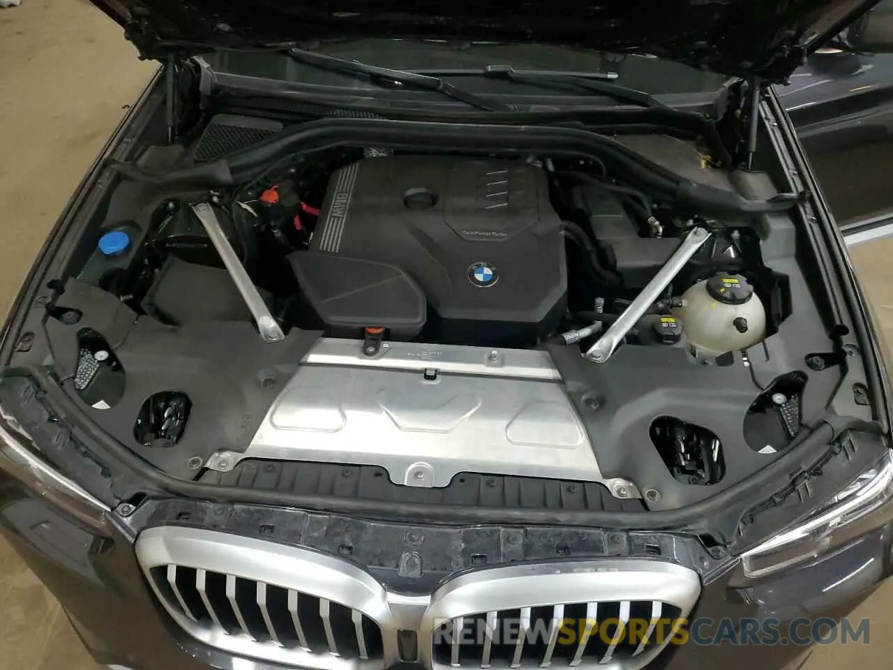 12 Photograph of a damaged car WBX57DP01NN177720 BMW X3 2022