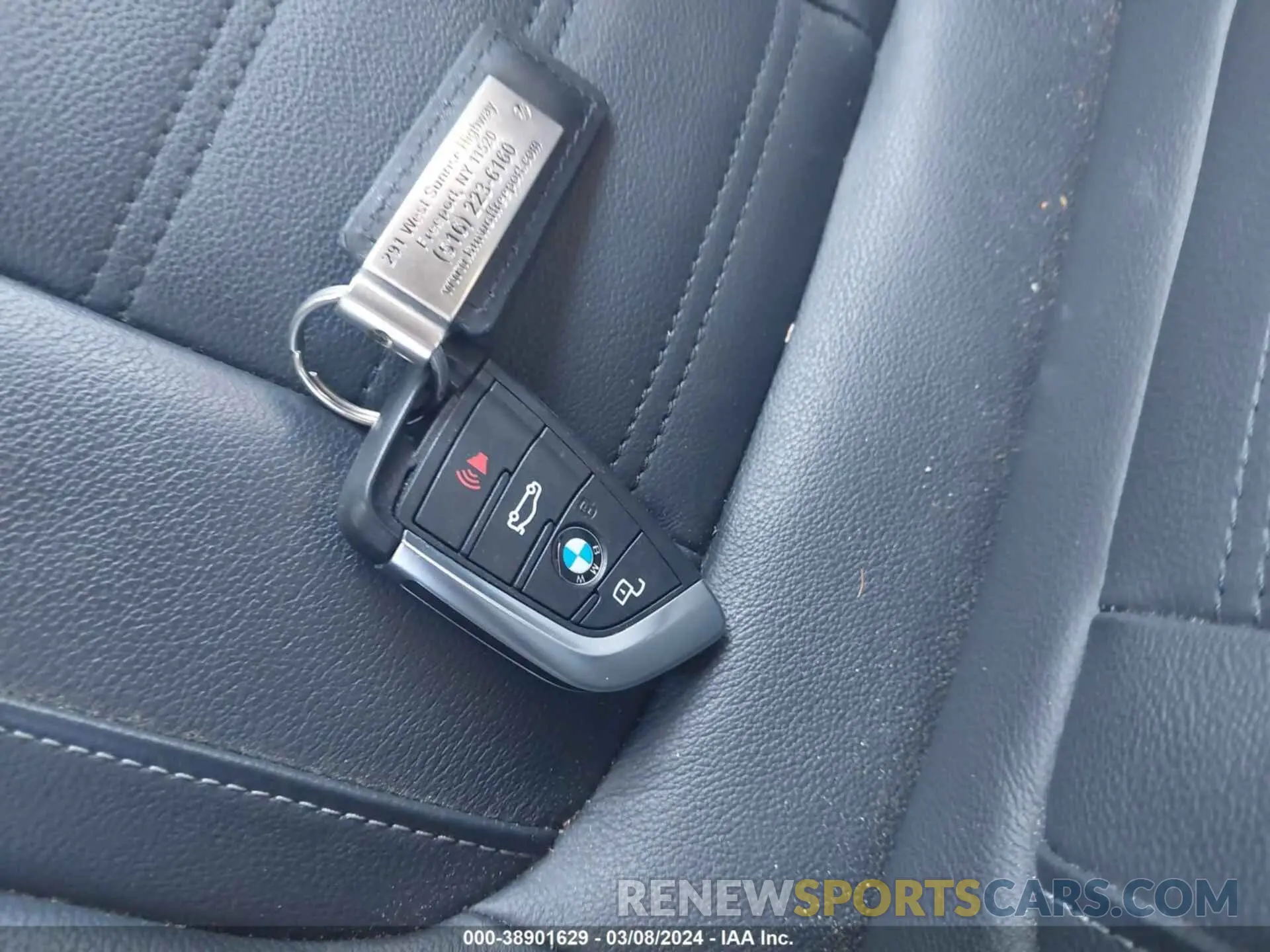 11 Photograph of a damaged car WBX57DP01NN179807 BMW X3 2022
