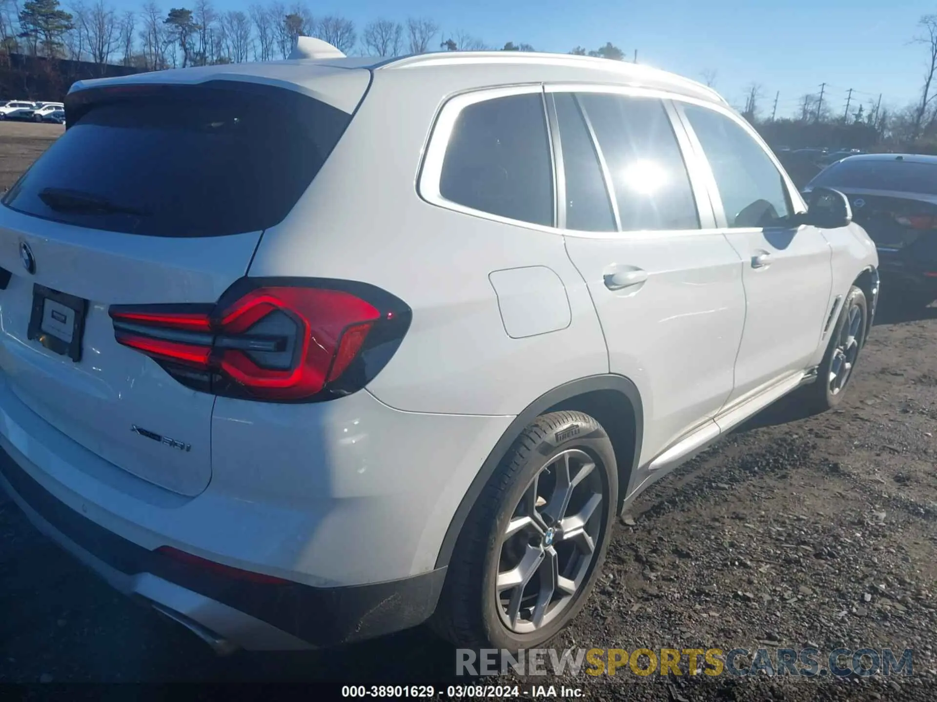 4 Photograph of a damaged car WBX57DP01NN179807 BMW X3 2022