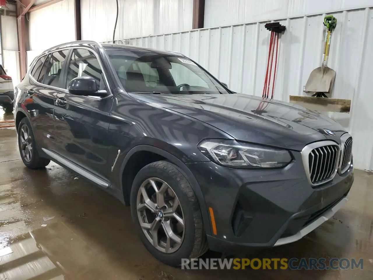 4 Photograph of a damaged car WBX57DP02NN178567 BMW X3 2022