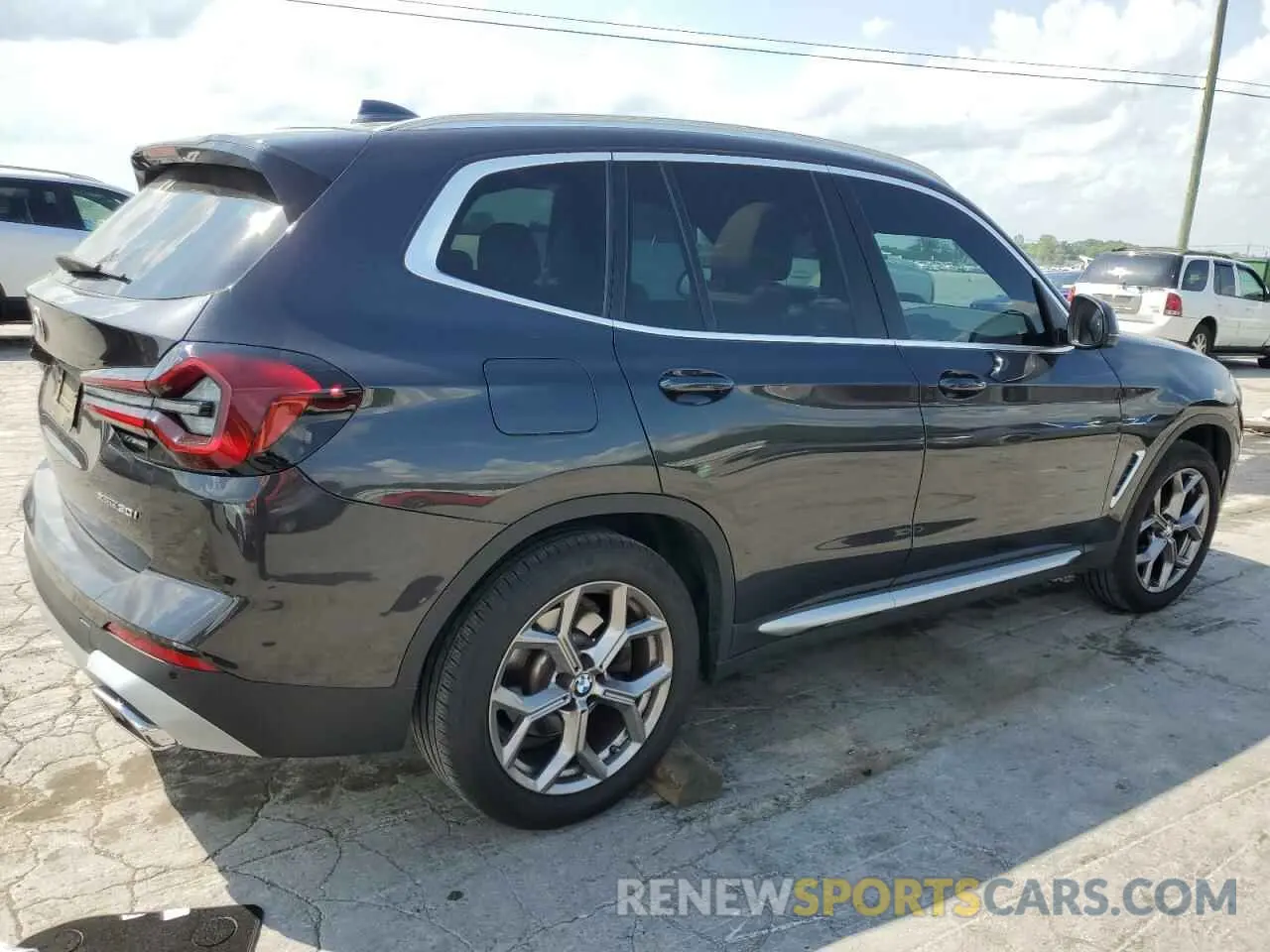3 Photograph of a damaged car WBX57DP03NN184734 BMW X3 2022