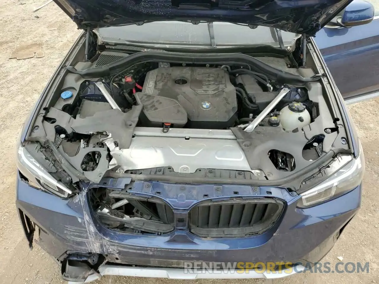 11 Photograph of a damaged car WBX57DP09NN160731 BMW X3 2022