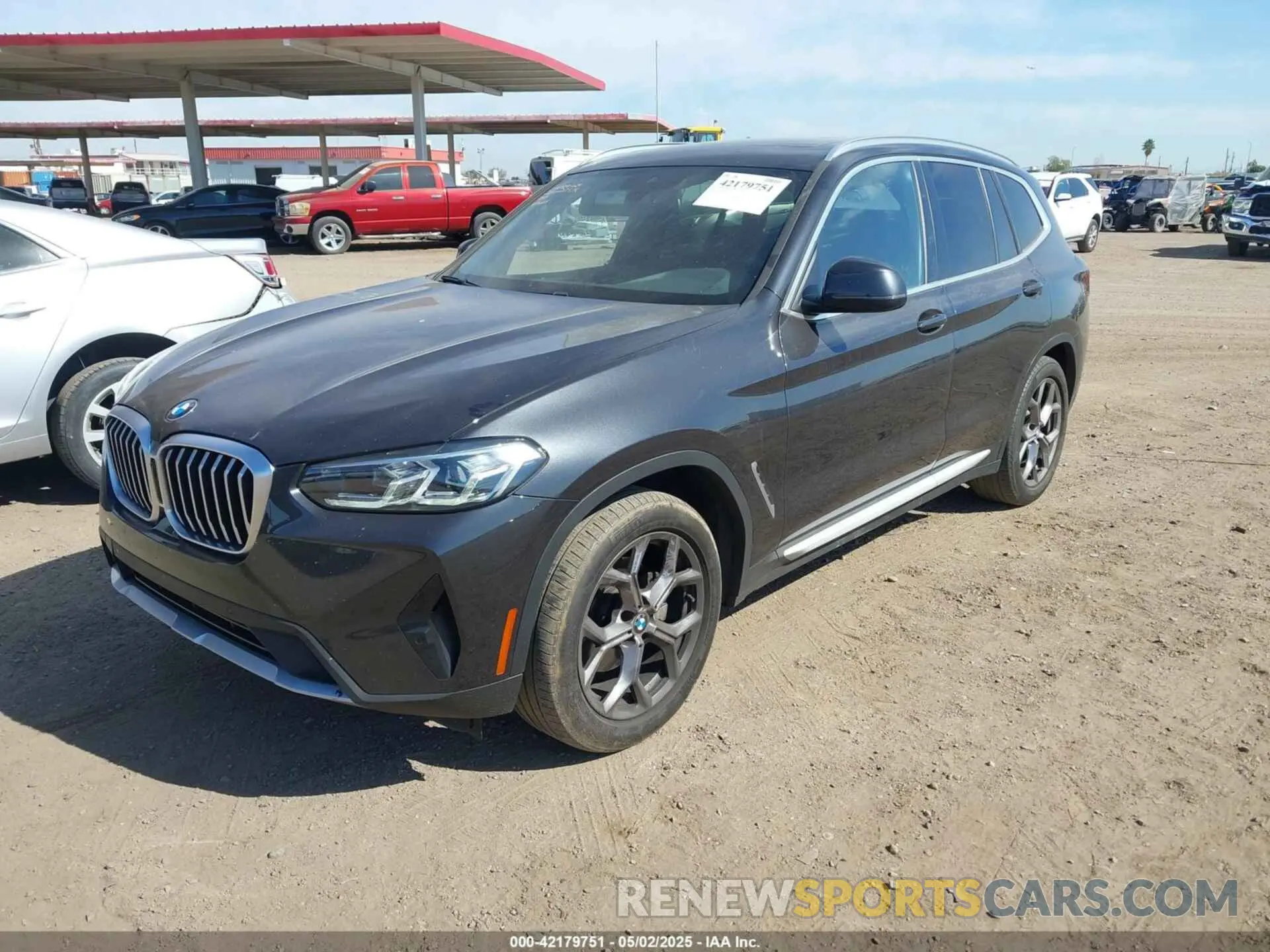 2 Photograph of a damaged car WBX57DP09NN169817 BMW X3 2022
