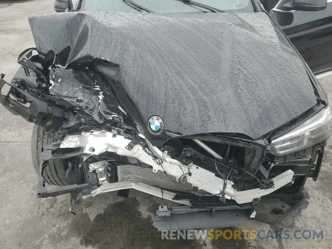 12 Photograph of a damaged car 5UX43DP00P9R90271 BMW X3 2023