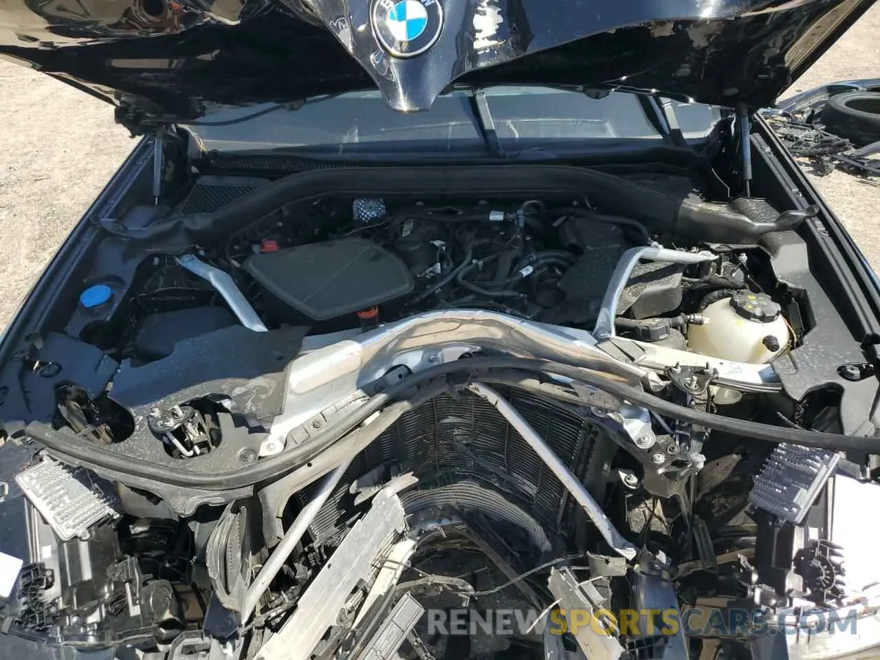 12 Photograph of a damaged car 5UX43DP01P9R45761 BMW X3 2023