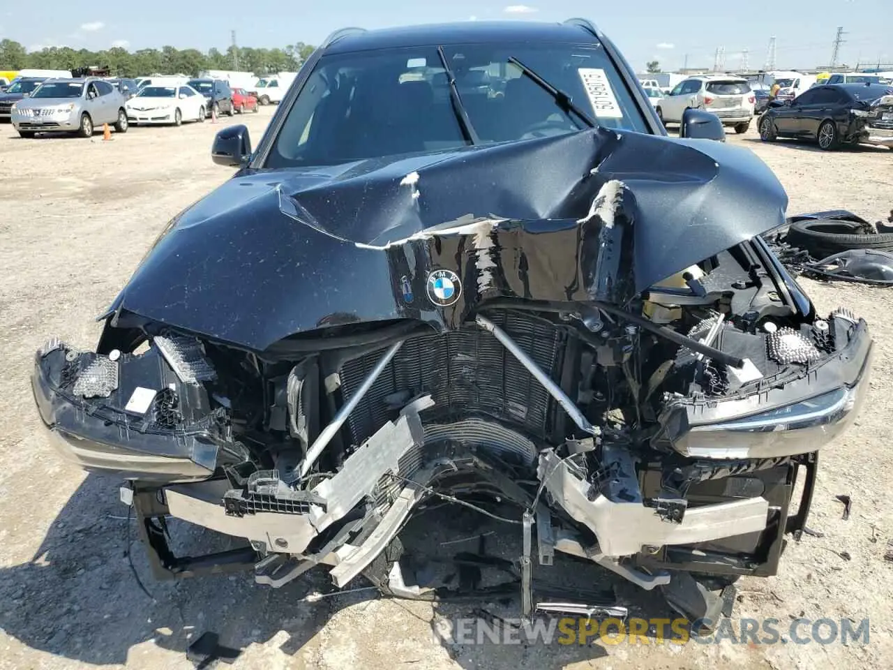 5 Photograph of a damaged car 5UX43DP01P9R45761 BMW X3 2023