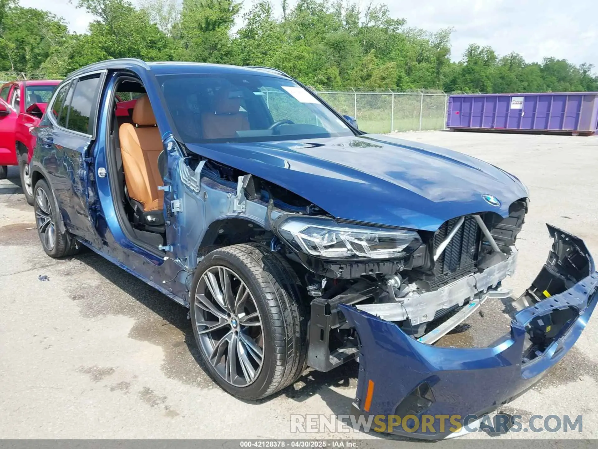 1 Photograph of a damaged car 5UX43DP02P9R13353 BMW X3 2023