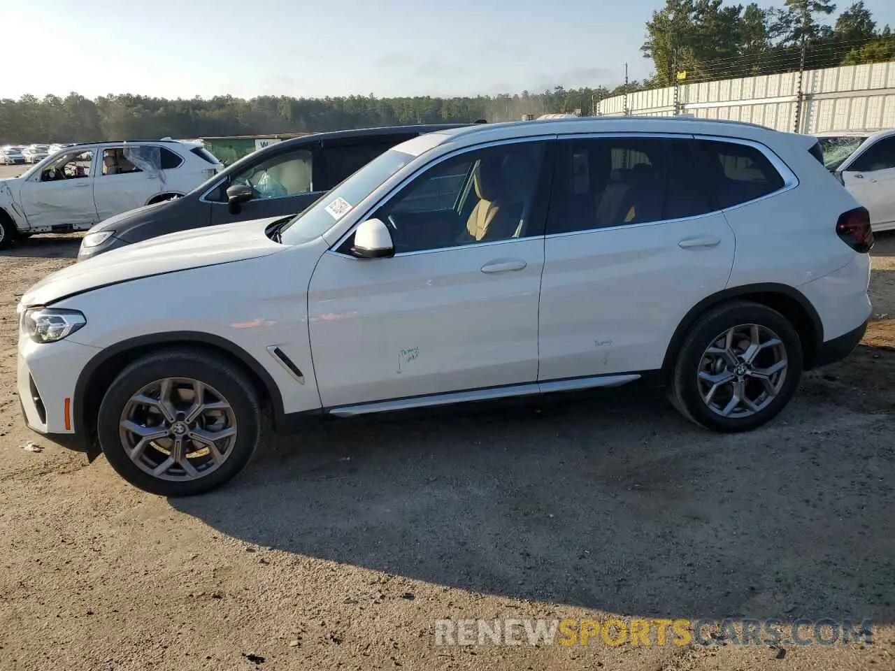 1 Photograph of a damaged car 5UX43DP03P9R67440 BMW X3 2023
