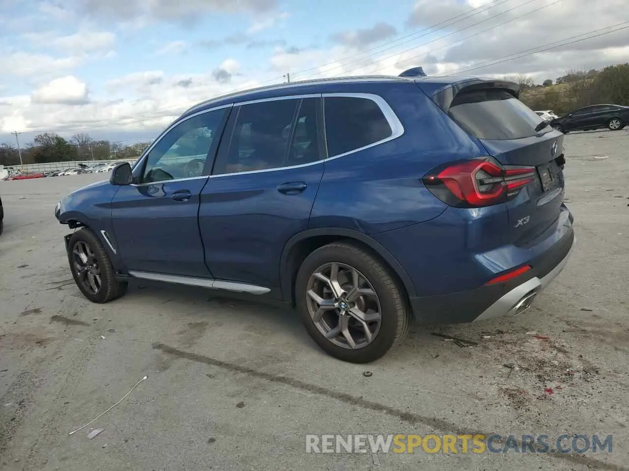 2 Photograph of a damaged car 5UX43DP03P9S19416 BMW X3 2023