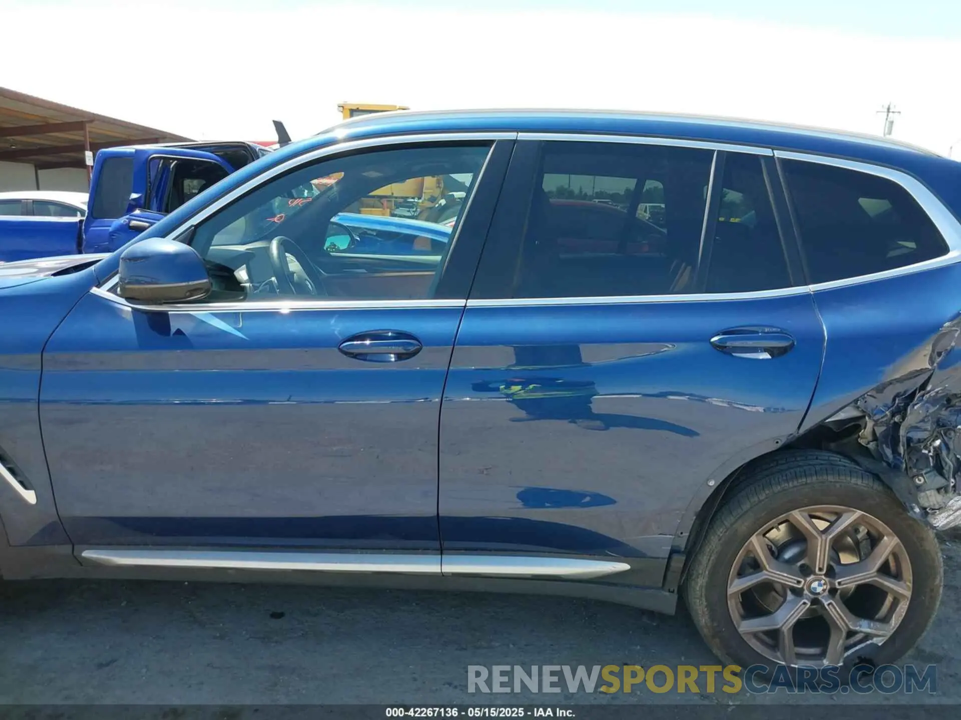 14 Photograph of a damaged car 5UX43DP04P9P44100 BMW X3 2023