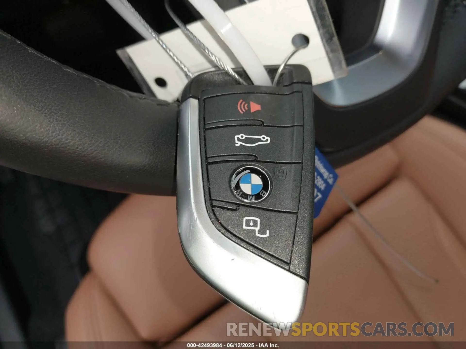 11 Photograph of a damaged car 5UX43DP05P9P37768 BMW X3 2023