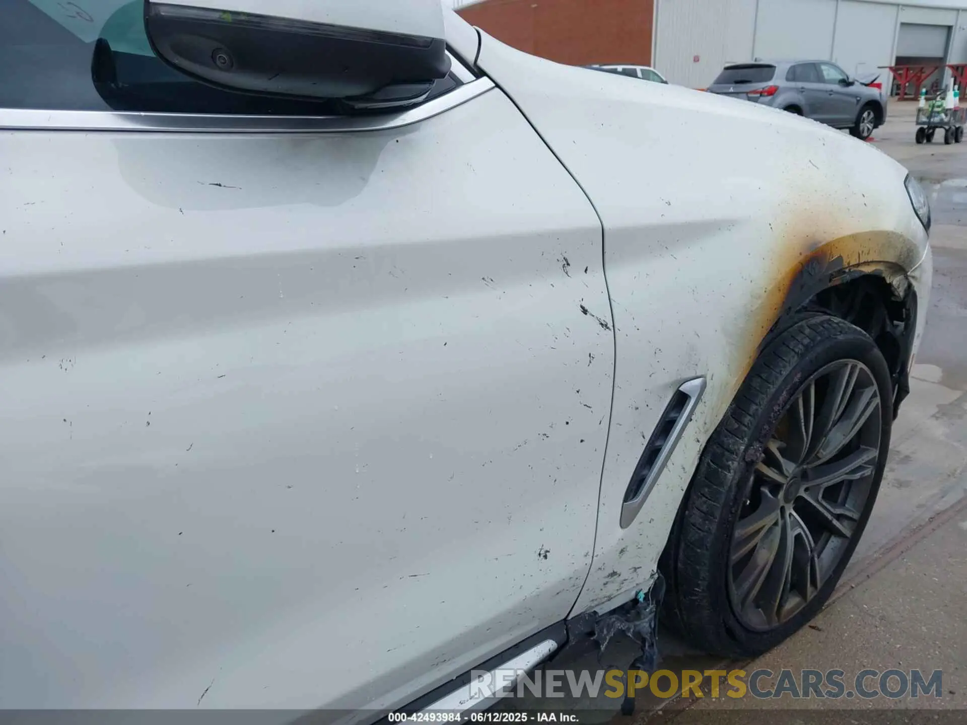 13 Photograph of a damaged car 5UX43DP05P9P37768 BMW X3 2023