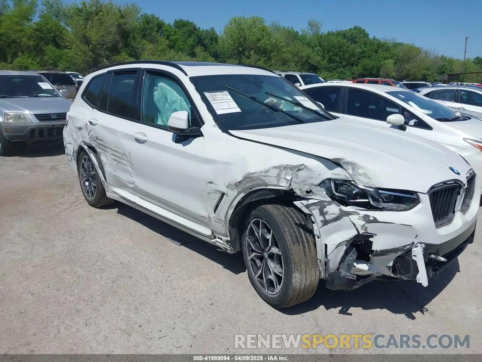 1 Photograph of a damaged car 5UX43DP05P9S19868 BMW X3 2023