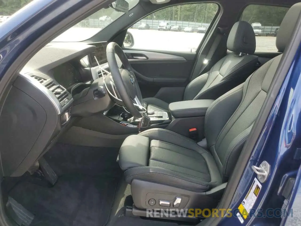 7 Photograph of a damaged car 5UX43DP07P9S19242 BMW X3 2023