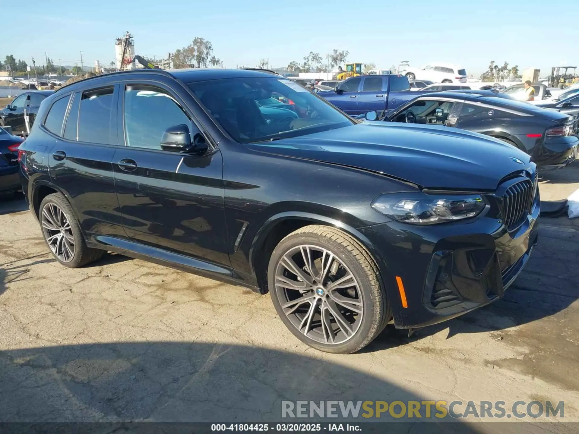 1 Photograph of a damaged car 5UX43DP08P9P10029 BMW X3 2023