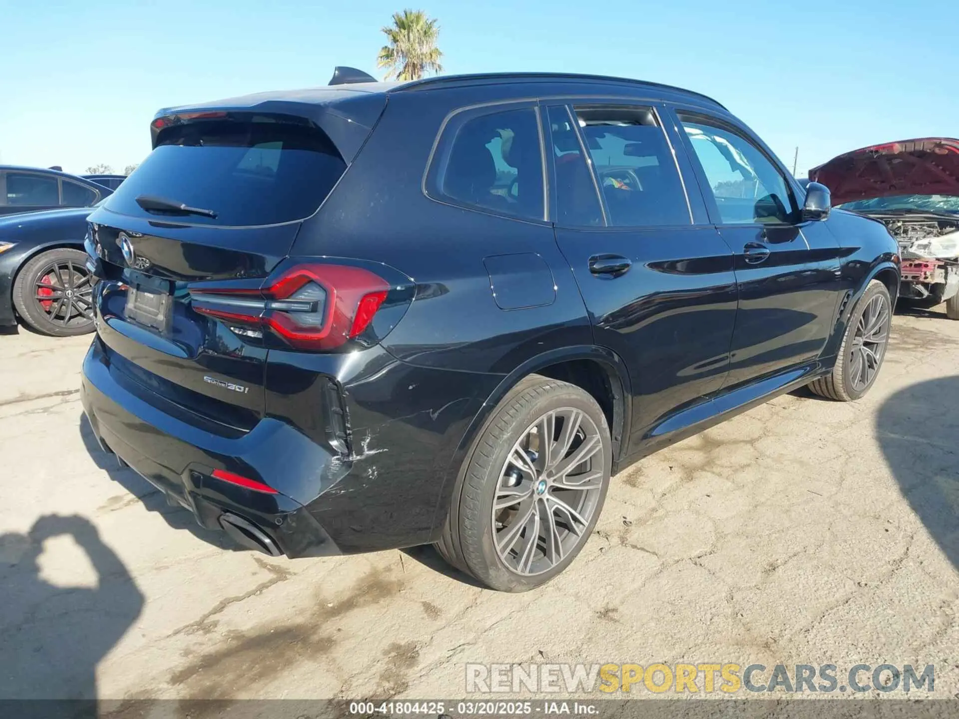 4 Photograph of a damaged car 5UX43DP08P9P10029 BMW X3 2023