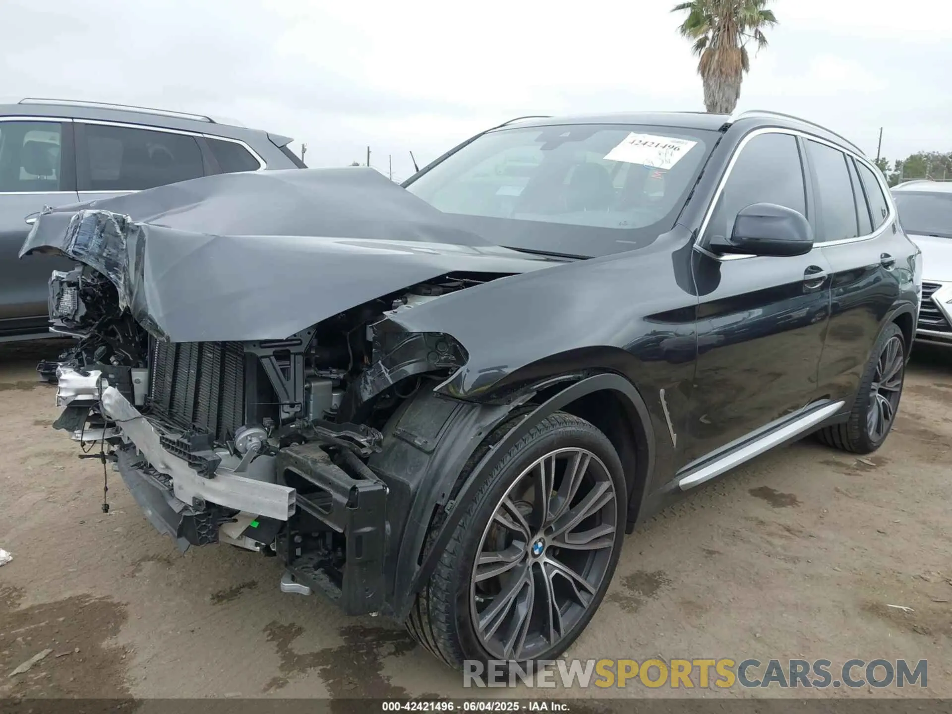 2 Photograph of a damaged car 5UX43DP08P9R73430 BMW X3 2023