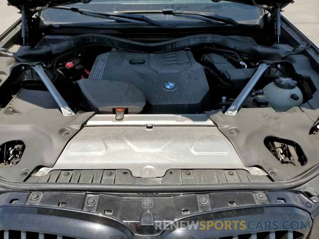 12 Photograph of a damaged car 5UX43DP09P9P80641 BMW X3 2023