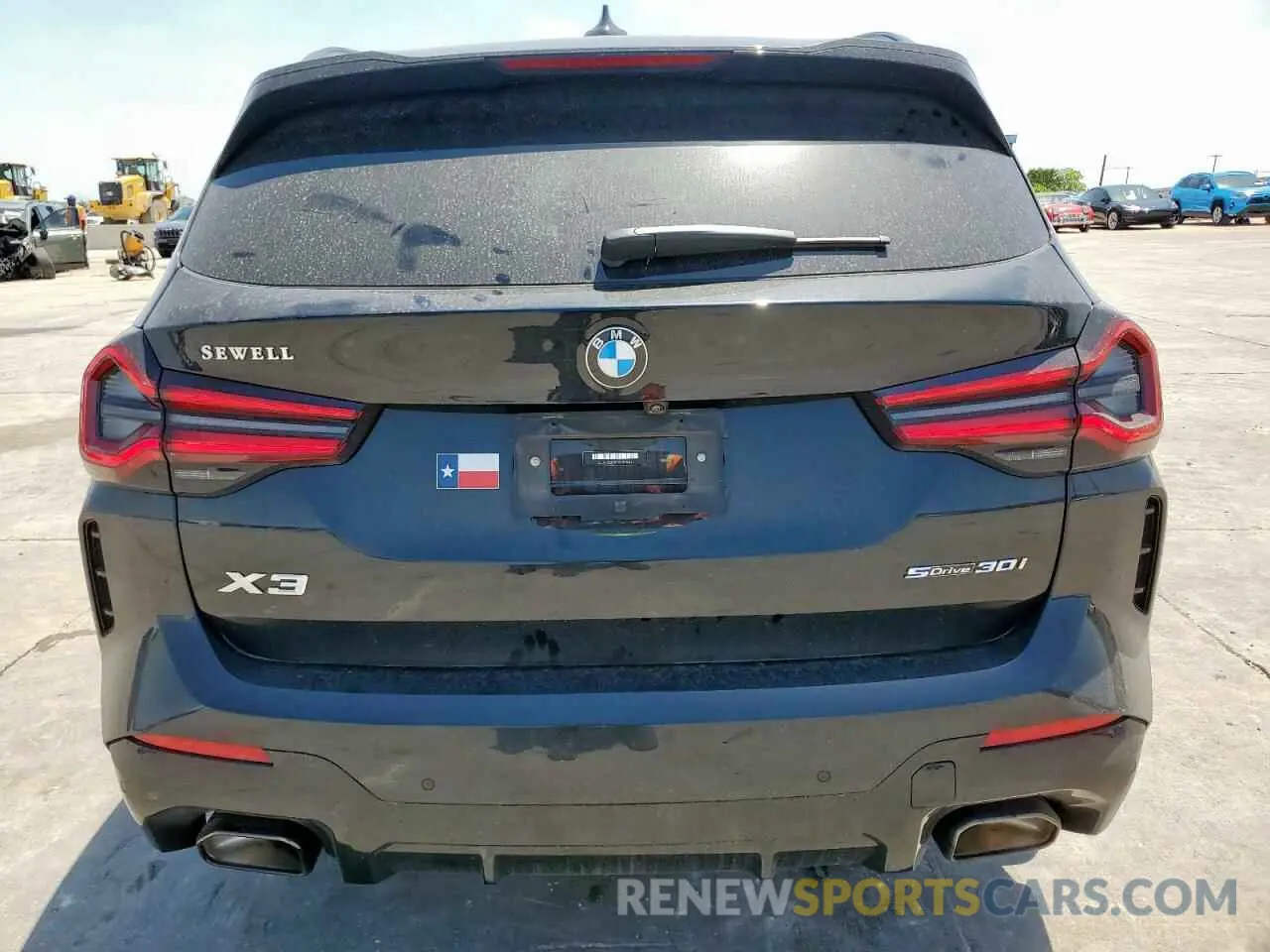 6 Photograph of a damaged car 5UX43DP09P9P80641 BMW X3 2023