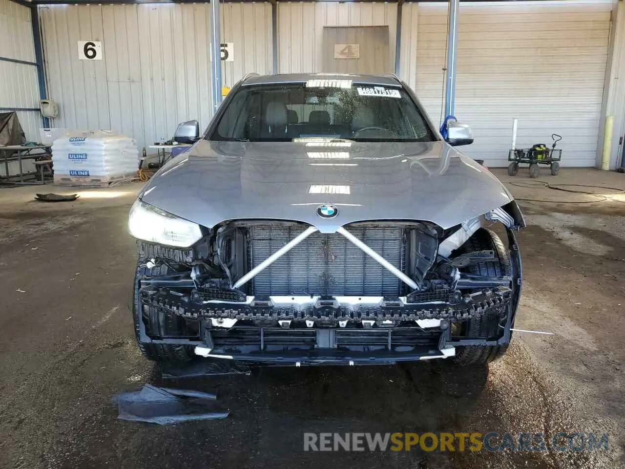 5 Photograph of a damaged car 5UX43DP0XP9S11541 BMW X3 2023
