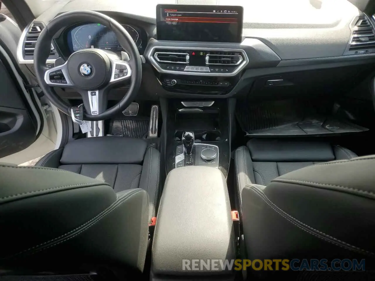 8 Photograph of a damaged car 5UX53DP00P9T20708 BMW X3 2023