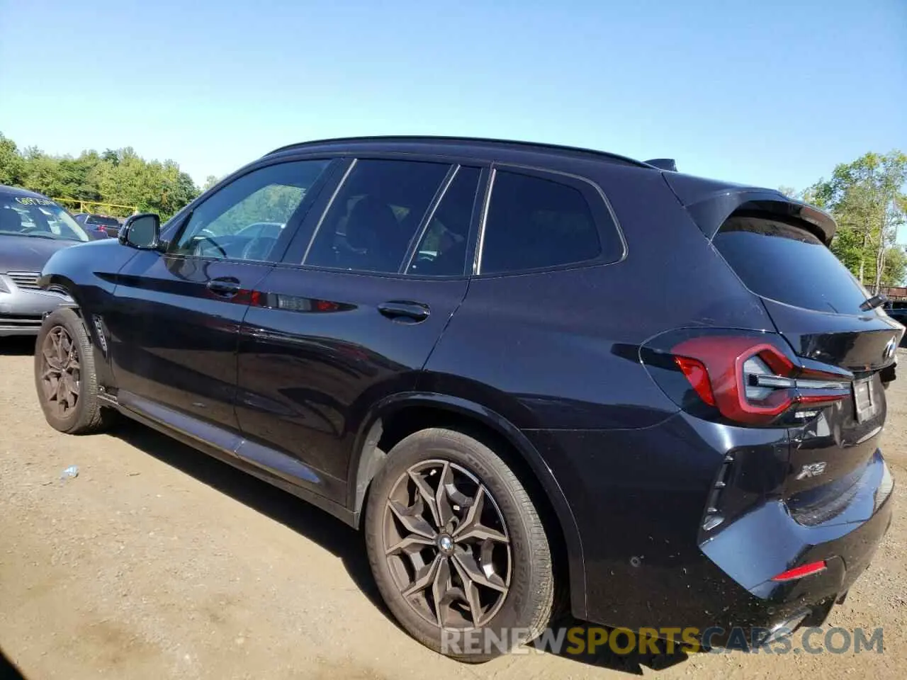 2 Photograph of a damaged car 5UX53DP01P9P39635 BMW X3 2023