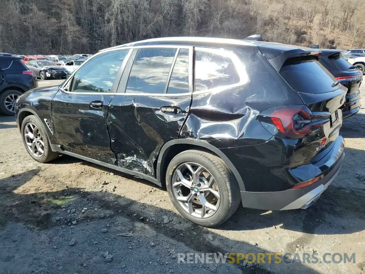 2 Photograph of a damaged car 5UX53DP01P9R97895 BMW X3 2023