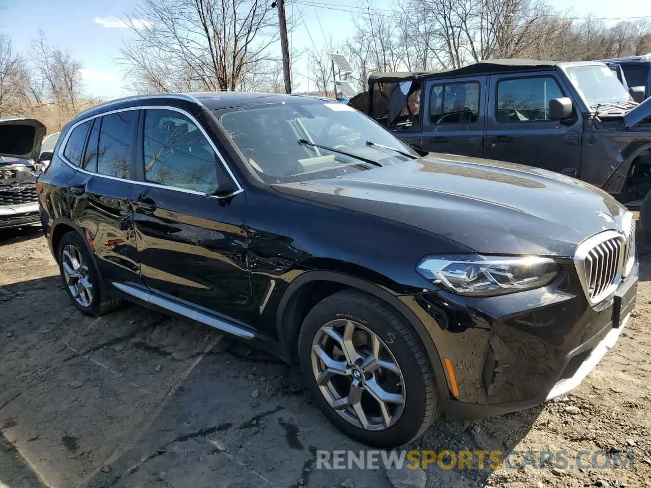 4 Photograph of a damaged car 5UX53DP01P9R97895 BMW X3 2023