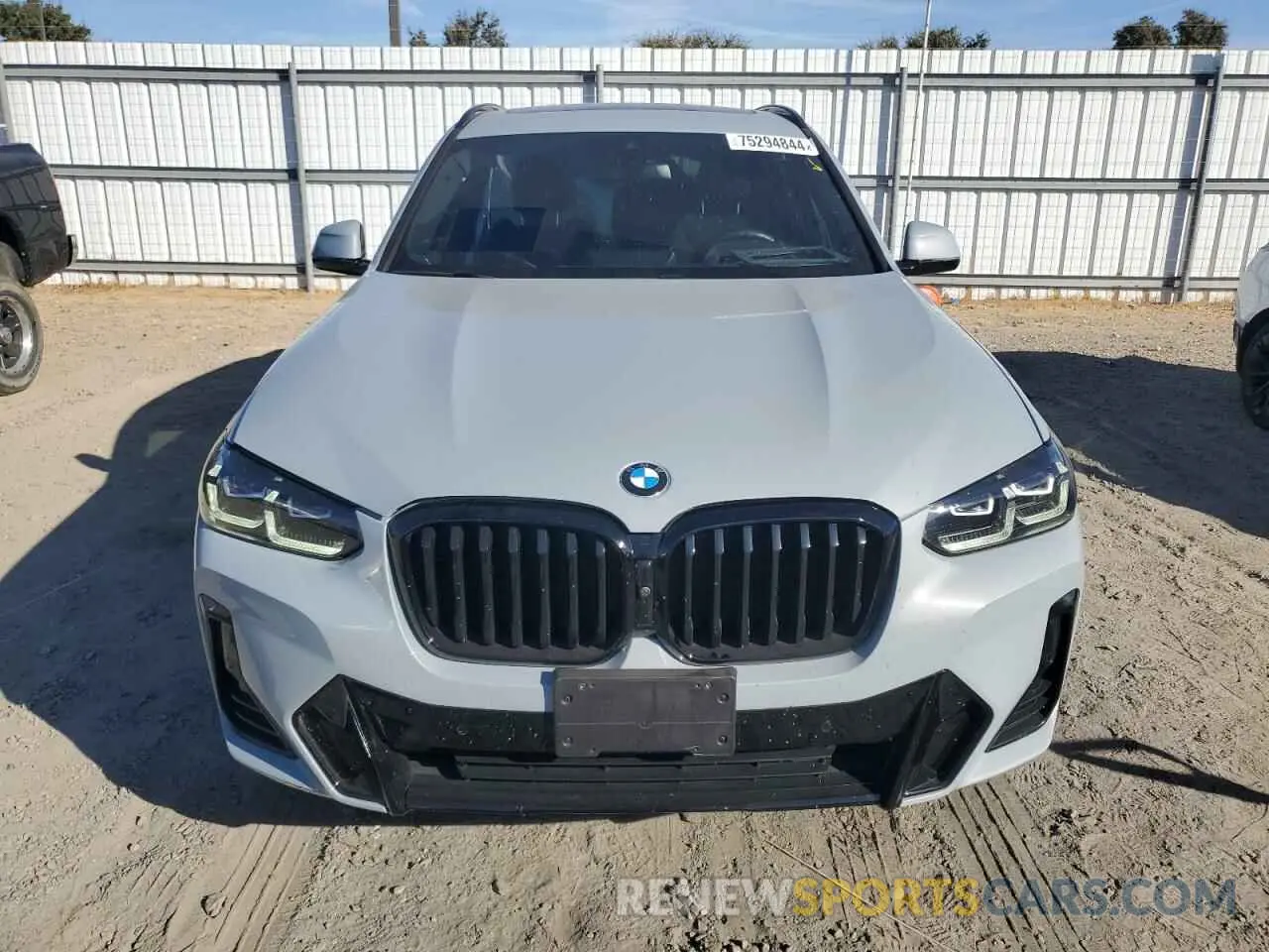 5 Photograph of a damaged car 5UX53DP01P9S04904 BMW X3 2023