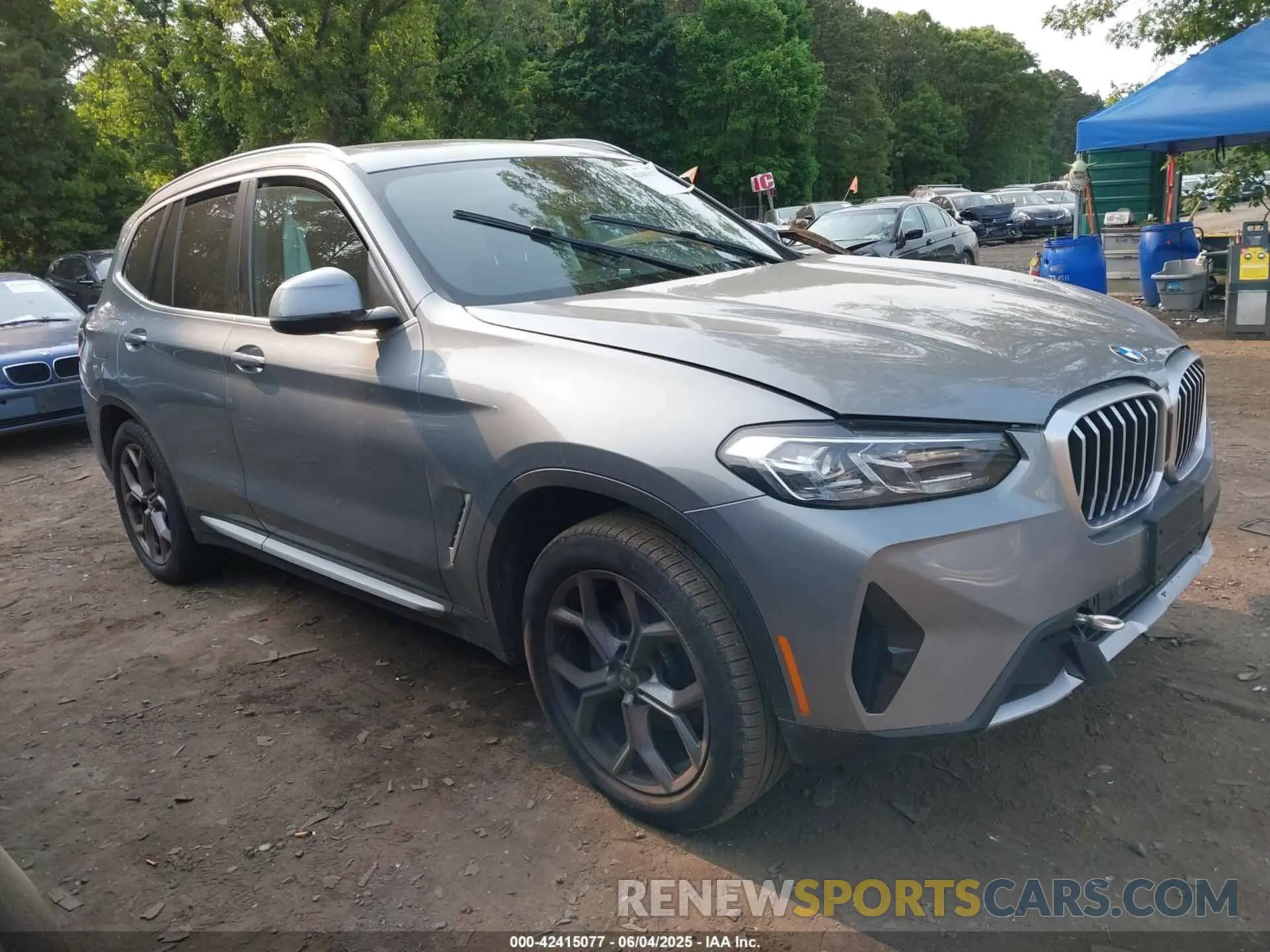 13 Photograph of a damaged car 5UX53DP01P9S20486 BMW X3 2023