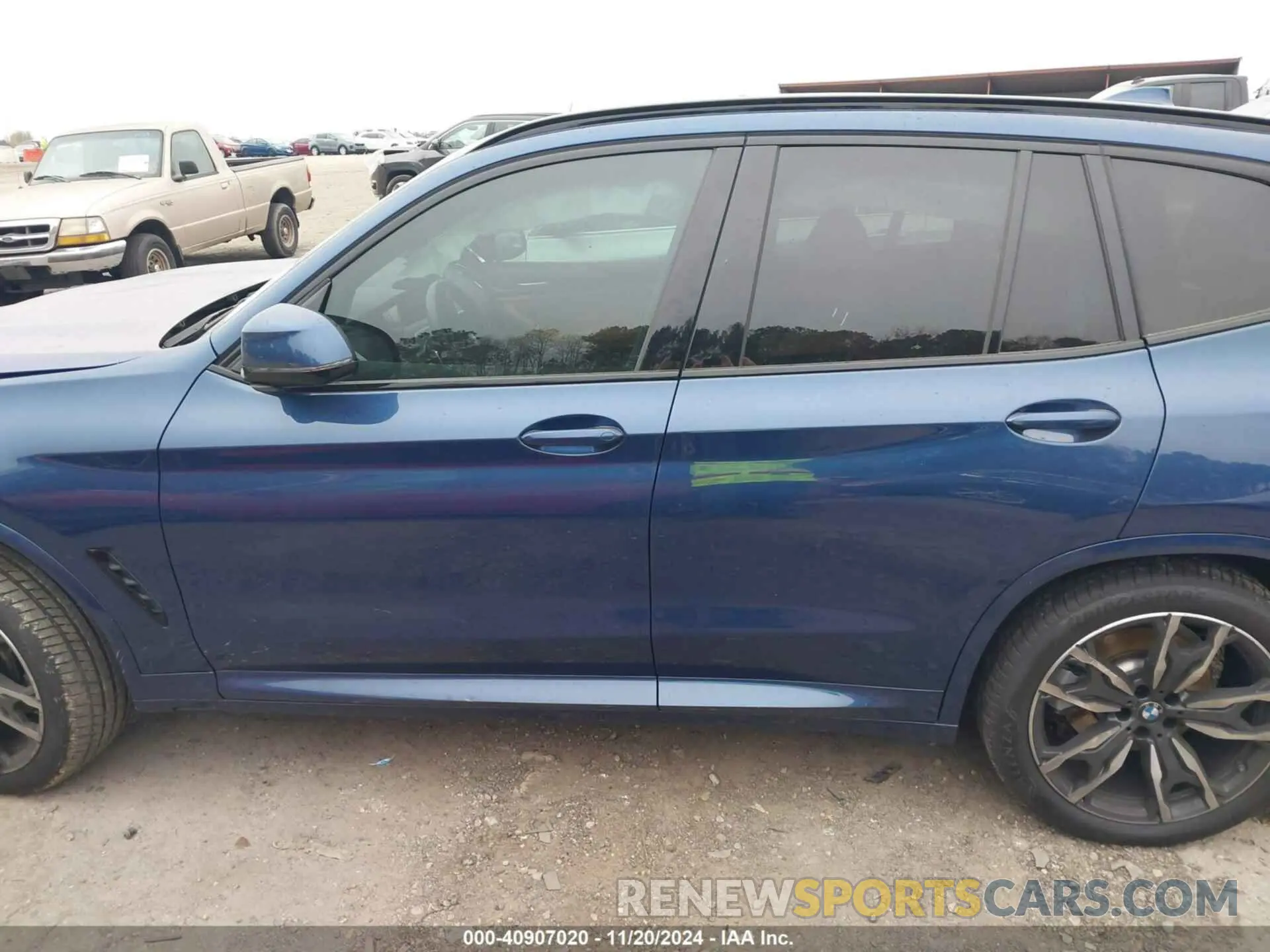 14 Photograph of a damaged car 5UX53DP02P9P18230 BMW X3 2023