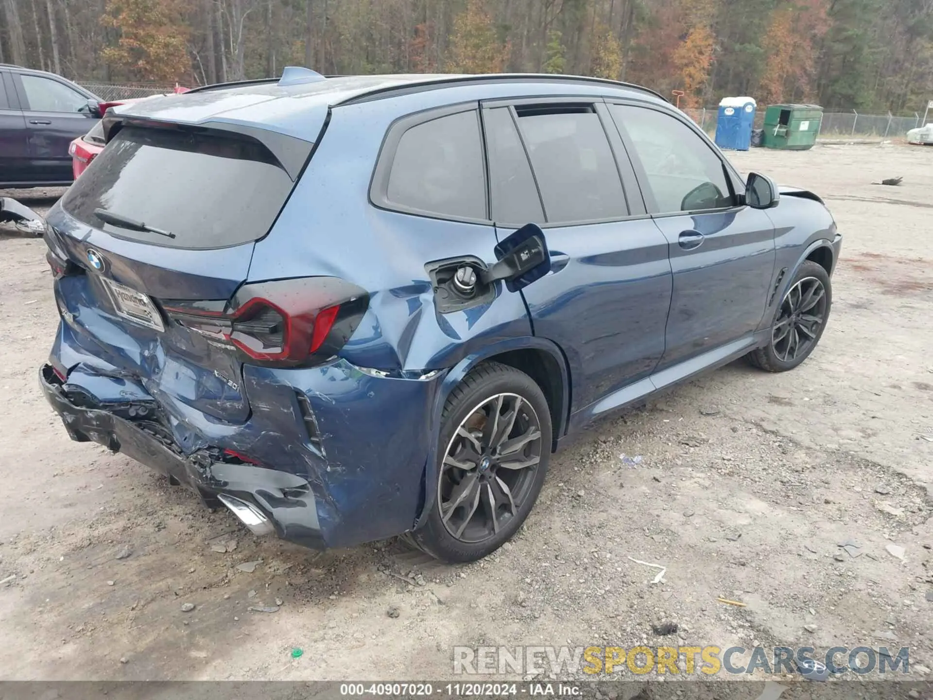 4 Photograph of a damaged car 5UX53DP02P9P18230 BMW X3 2023
