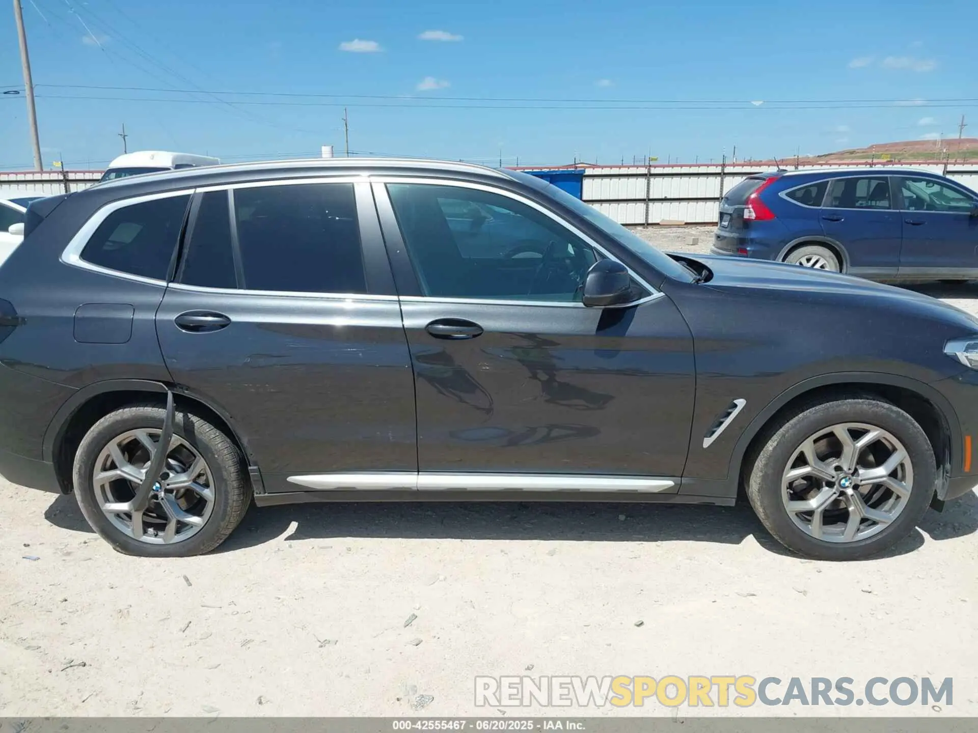 13 Photograph of a damaged car 5UX53DP06P9R43735 BMW X3 2023