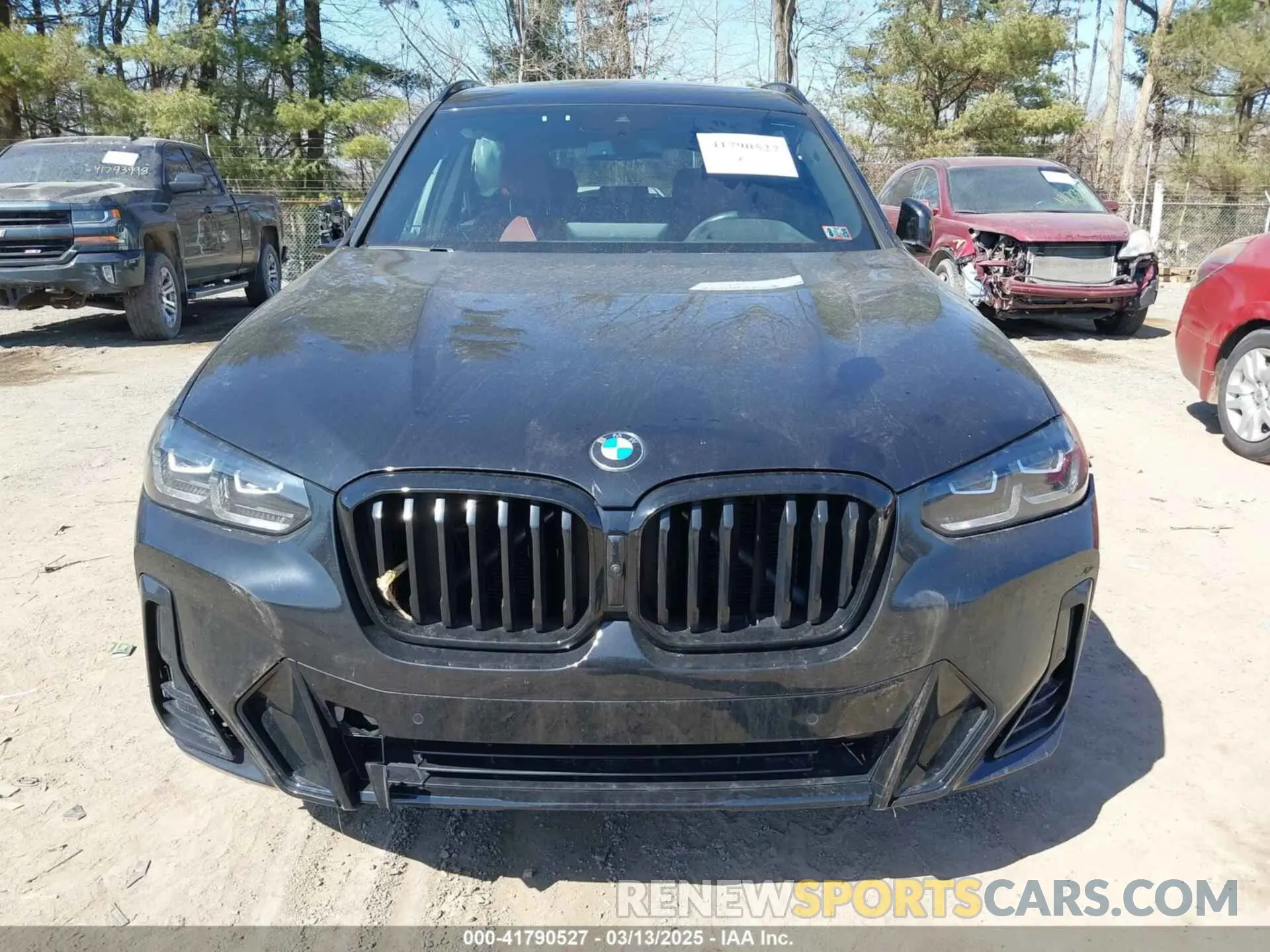 13 Photograph of a damaged car 5UX53DP06P9R54010 BMW X3 2023