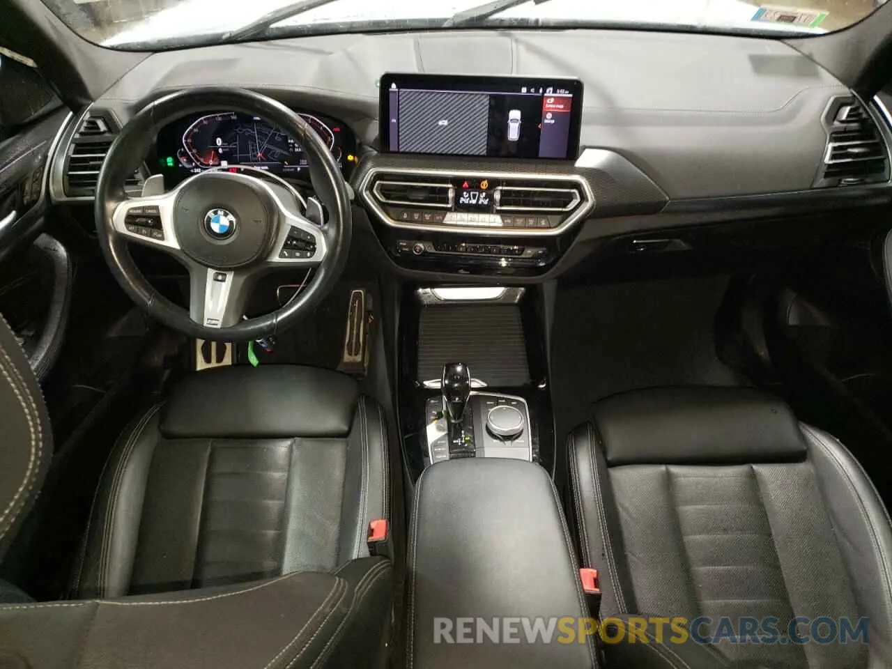 8 Photograph of a damaged car 5UX53DP08P9P40071 BMW X3 2023