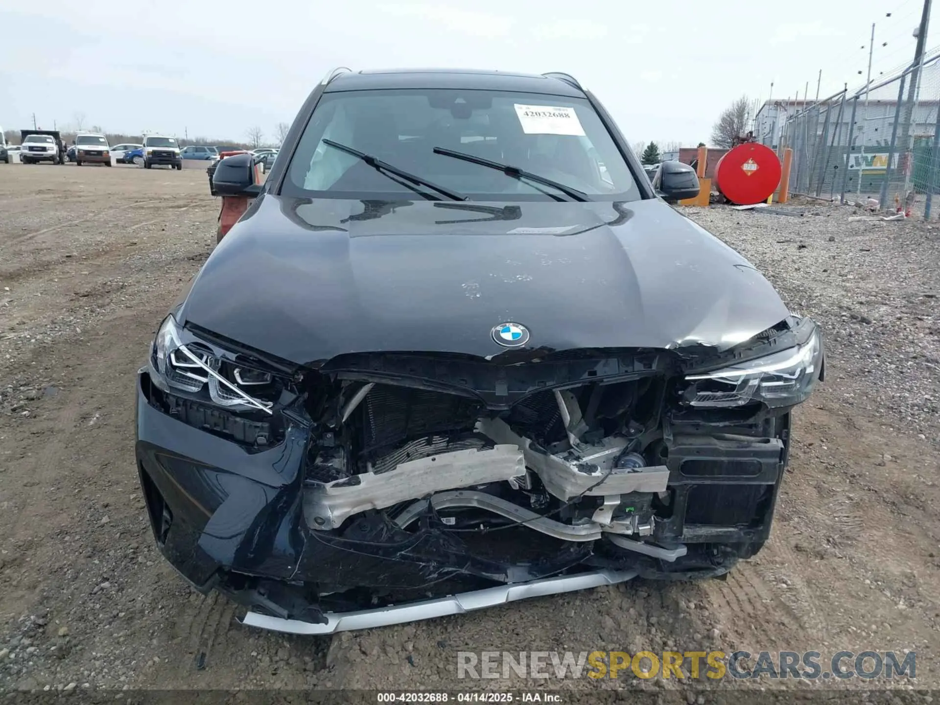 11 Photograph of a damaged car 5UX53DP08P9P74270 BMW X3 2023