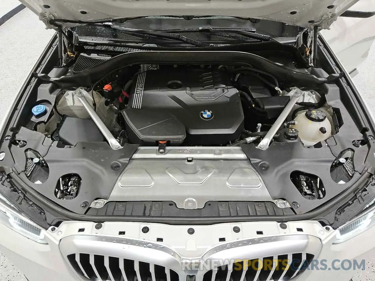 12 Photograph of a damaged car 5UX53DP08P9S79566 BMW X3 2023