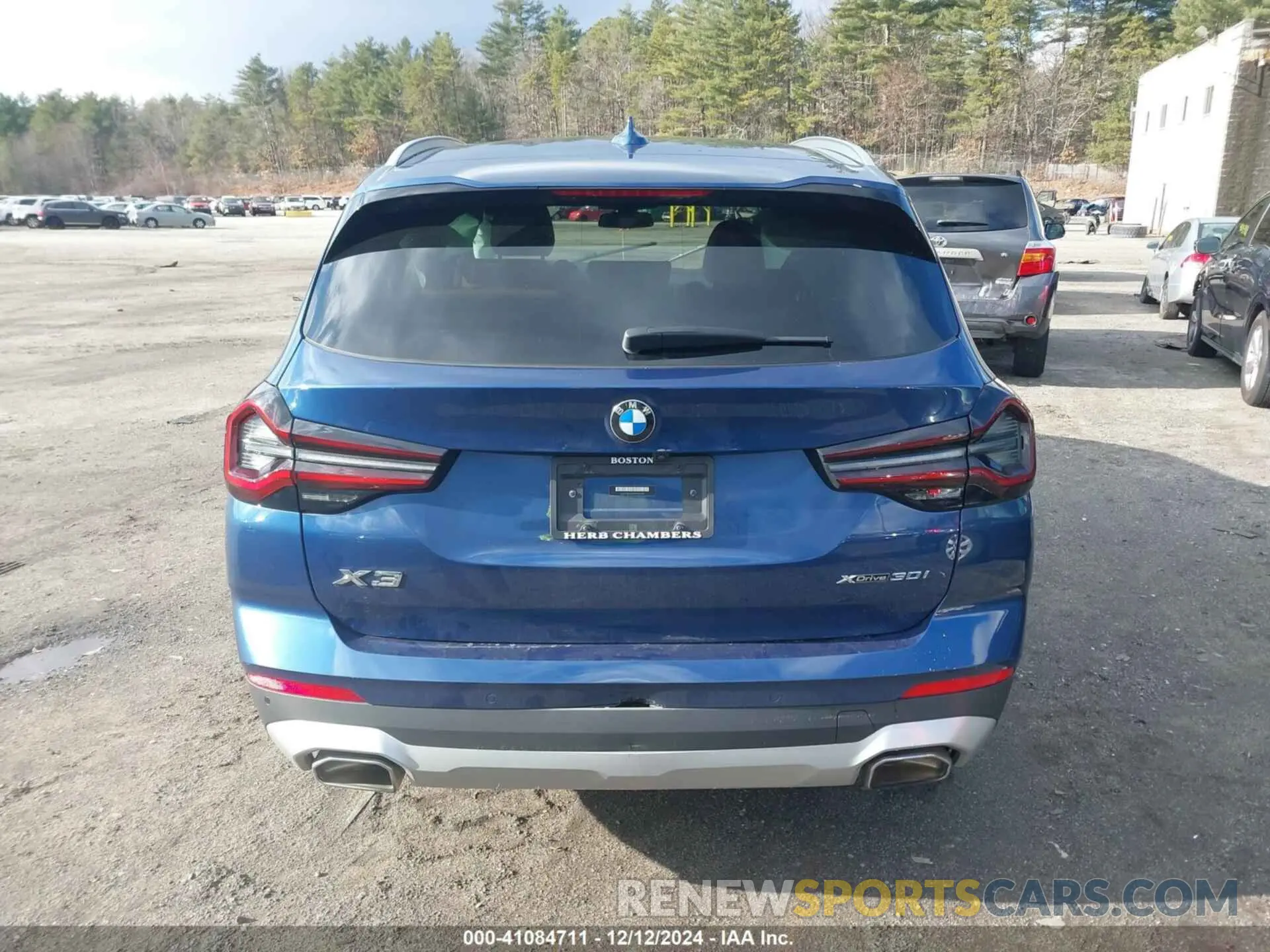 16 Photograph of a damaged car 5UX53DP0XP9P65179 BMW X3 2023