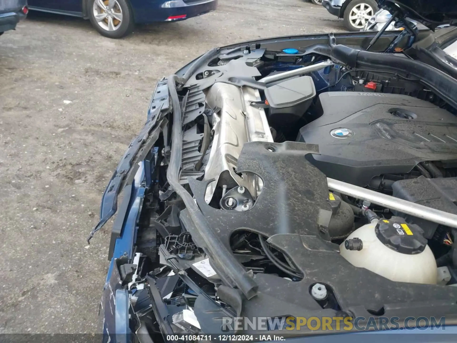19 Photograph of a damaged car 5UX53DP0XP9P65179 BMW X3 2023